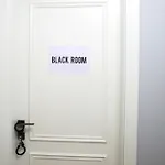 Muret Mistike Liebeshotel Tirana